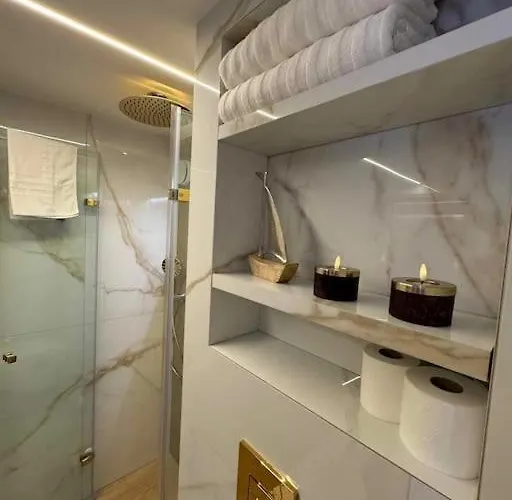 Arctic Feathers * Narvik